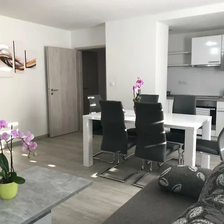 Panorama Aparthotel *